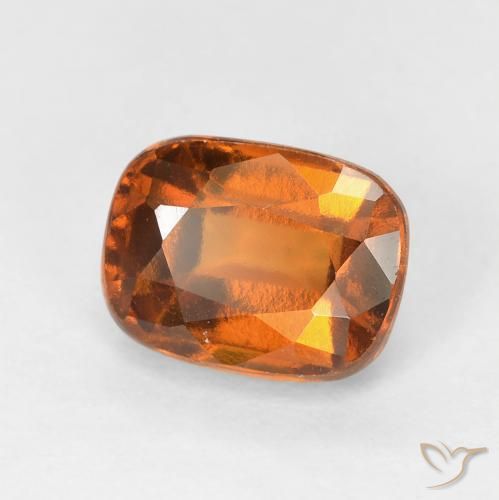 Grenat Hessonite Orange foncé naturelle Coussin, 2.20 ct, VVS-VS