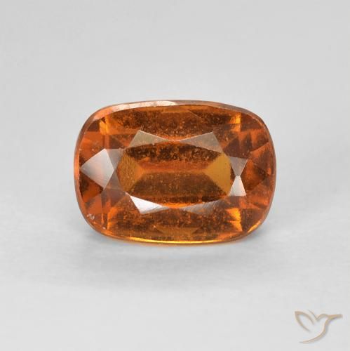 Grenat Hessonite Orange moyen naturelle Coussin, 1.56 ct, VVS-VS