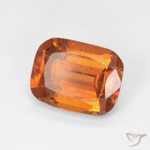 Grenat Hessonite Medium Dark-Orange naturelle Coussin, 2.28 ct, VS