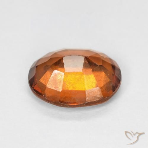 Grenat Hessonite Orange rougeâtre naturelle ovale, 1.66 ct, VVS-VS