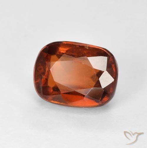 Grenat Hessonite Orange foncé naturelle Coussin, 2.69 ct, VVS-VS