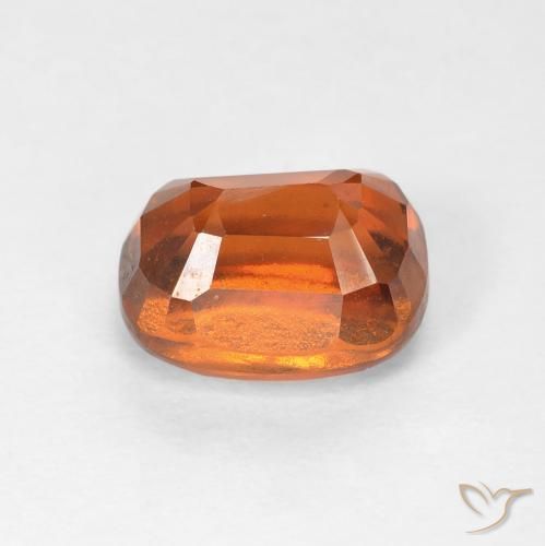 Grenat Hessonite Orange foncé naturelle Coussin, 2.51 ct, VVS-VS