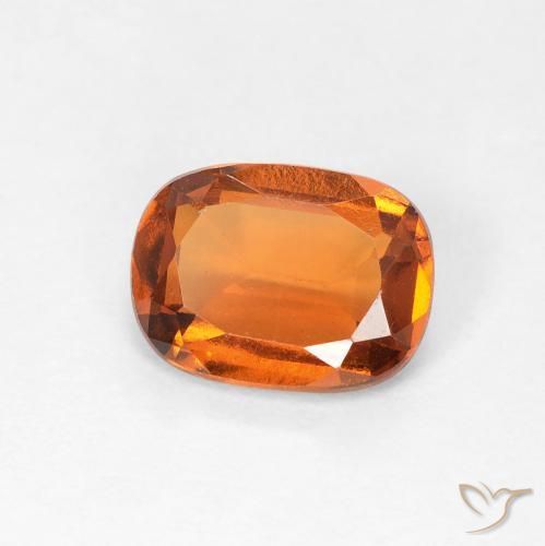 Grenat Hessonite Orange jaunâtre naturelle Coussin, 1.37 ct, VVS-VS