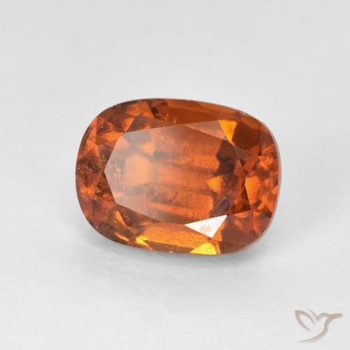 Grenat Hessonite Orange foncé naturelle Coussin, 2.27 ct, VS-SI