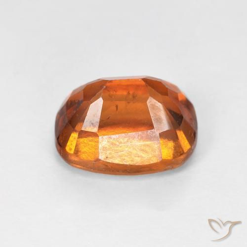 Grenat Hessonite Orange foncé naturelle Coussin, 2.27 ct, VS-SI