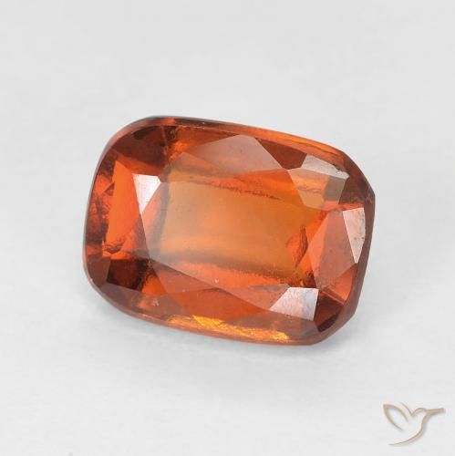 Grenat Hessonite Orange feu naturelle Coussin, 2.08 ct, VS-SI