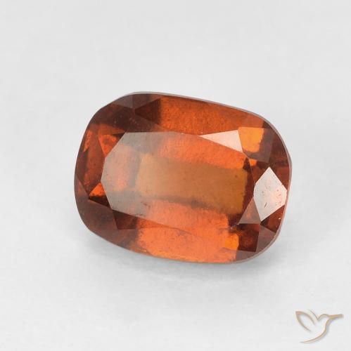 Grenat Hessonite Orange moyen naturelle Coussin, 2.29 ct, VS-SI
