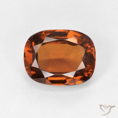 Grenat Hessonite Orange moyen naturelle Coussin, 2.47 ct, VVS-VS