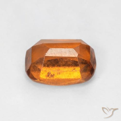 Grenat Hessonite Orange foncé naturelle Coussin, 1.97 ct, VS-SI