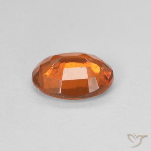 Grenat Hessonite Orange moyen naturelle ovale, 1.28 ct, VVS-VS