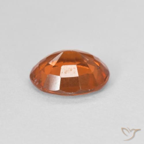 Grenat Hessonite Orange rougeâtre naturelle ovale, 1.37 ct, VS