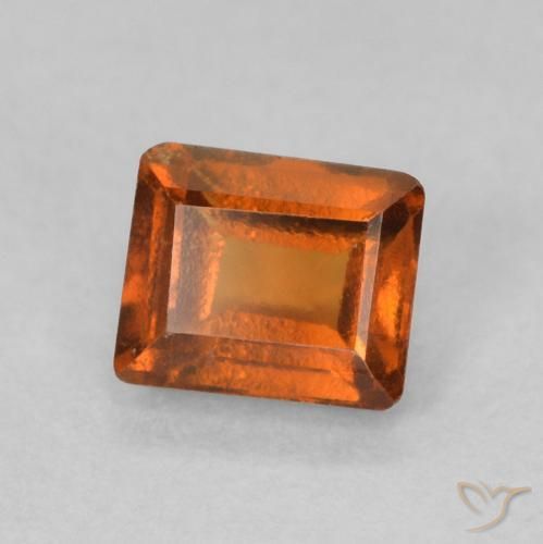 Grenat Hessonite Orange moyen naturelle Baquette, 0.66 ct, VS