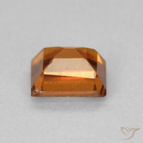 Grenat Hessonite Orange moyen naturelle Baquette, 0.66 ct, VS