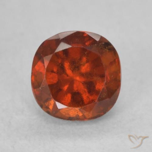 Grenat Hessonite Orange rougeâtre naturelle Coussin, 0.87 ct, VS