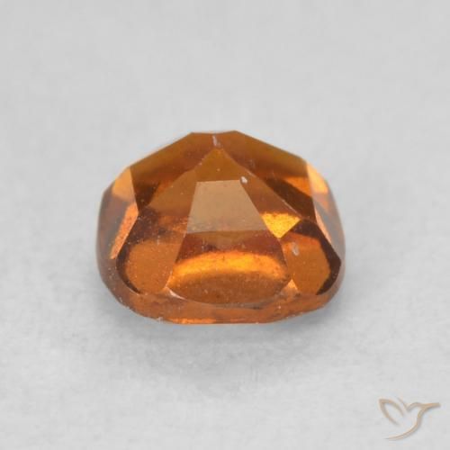 Grenat Hessonite Orange moyen naturelle Coussin, 0.73 ct, VS