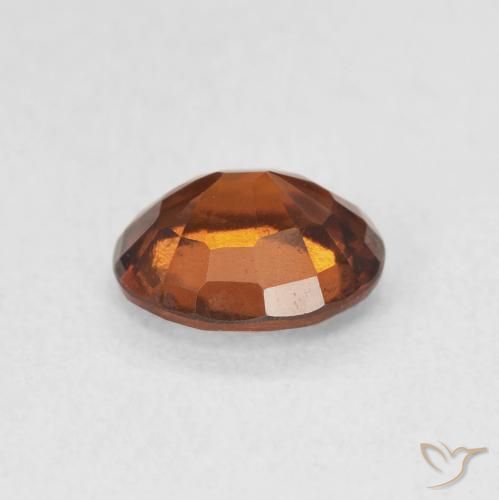 Grenat Hessonite Orange rougeâtre naturelle ovale, 1.38 ct, VS-SI