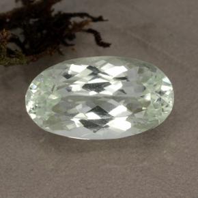 Hiddenite Vert très clair naturelle Coupe ovale, 5.74 ct, VVS-VS
