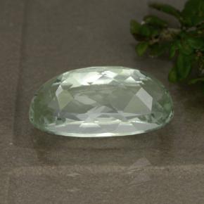 Hiddenite Blanc clair verdâtre naturelle Coupe ovale, 4.59 ct, VVS-VS