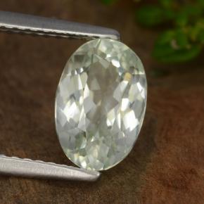 Hiddenite Vert clair naturelle Coupe ovale, 2.36 ct, VVS-VS