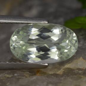 Hiddenite Vert clair naturelle Coupe ovale, 3.32 ct, VVS-VS