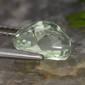 Hiddenite Vert clair naturelle Coupe ovale, 2.31 ct, VS
