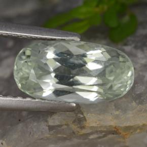 Hiddenite Blanc clair verdâtre naturelle Coupe ovale, 2.44 ct, VVS-VS
