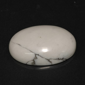 Howlite blanc naturelle coupe ovale, 8,82 ct, opaque
