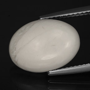 Howlite blanc naturelle coupe ovale, 6,21 ct, opaque