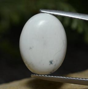 Howlite blanc naturelle coupe ovale, 8,33 ct, opaque