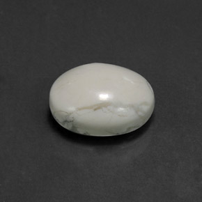 Howlite blanc naturelle coupe ovale, 2,63 ct, opaque