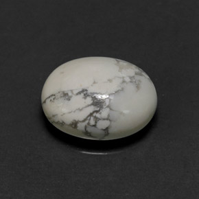 Howlite Blanc grisâtre naturelle Coupe ovale, 2.65 ct, Opaque
