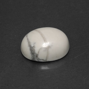 Howlite blanc naturelle coupe ovale, 2,24 ct, opaque