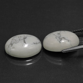 Achetez naturel ct Blanc grisâtre Howlite gems, Coupe ovale, En provenance États Unis chez GemSelect. En stock, livraison internationale!