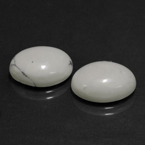 Achetez naturel 11,94ct blanc howlite gems, coupe ovale, en provenance états unis chez gemselect. en stock, livraison internationale!