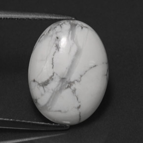 Howlite blanc naturelle coupe ovale, 7,54 ct, opaque