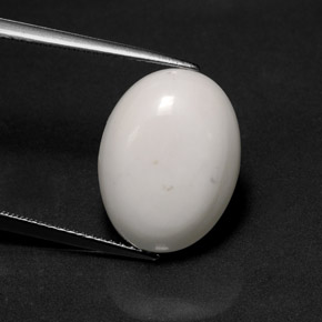 Howlite blanc naturelle coupe ovale, 8,21 ct, opaque