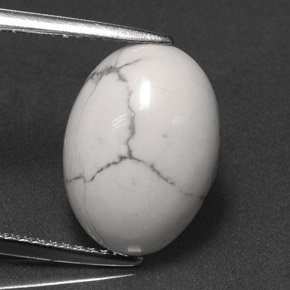 Howlite blanc naturelle coupe ovale, 5,87 ct, opaque