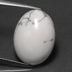 Howlite blanc naturelle coupe ovale, 8,14 ct, opaque