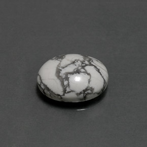 Howlite Blanc grisâtre naturelle Coupe ovale, 2.36 ct, Opaque