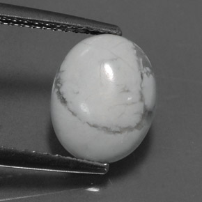 Howlite blanc naturelle coupe ovale, 2,49 ct, opaque