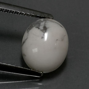 Howlite blanc naturelle coupe ovale, 2,30 ct, opaque