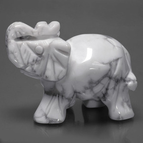 Howlite Blanc grisâtre naturelle Forme fantaisie, 363.12 ct, Opaque