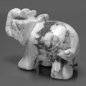 Howlite Blanc grisâtre naturelle Forme fantaisie, 401.34 ct, Opaque