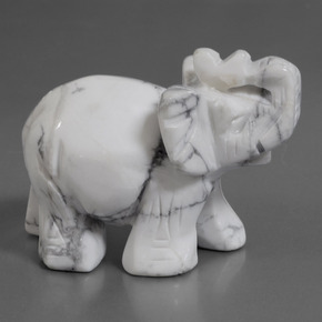 Howlite Blanc grisâtre naturelle Forme fantaisie, 632.74 ct, Opaque