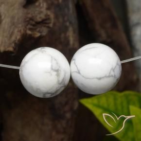 Shop natural 30.39ct Blanc grisâtre Howlite gems, Sphère / Boule, from États Unis at GemSelect. In stock, global shipping!
