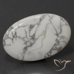 Howlite Blanc grisâtre naturelle ovale, 102.41 ct, Opaque