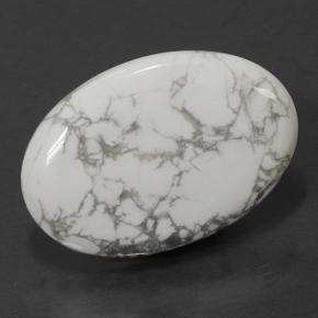 Howlite blanc naturelle coupe ovale, 66,12 ct, opaque