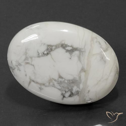 Howlite Blanc grisâtre naturelle ovale, 71.05 ct, Opaque