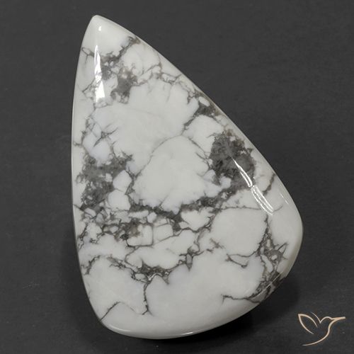 75.33ct Naturel Blanc grisâtre Howlite, En forme de poire, Opaque