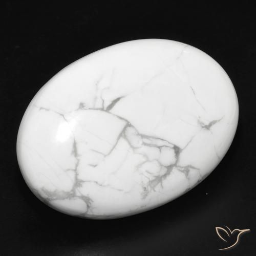 Howlite Blanc grisâtre naturelle ovale, 32.88 ct, Opaque
